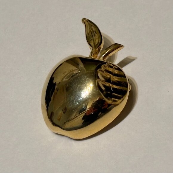 Lot of 8 Assorted Vintage Yellow Gold Tone Costume Jewelry Brooch Pins Wearable - Picture 7 of 10